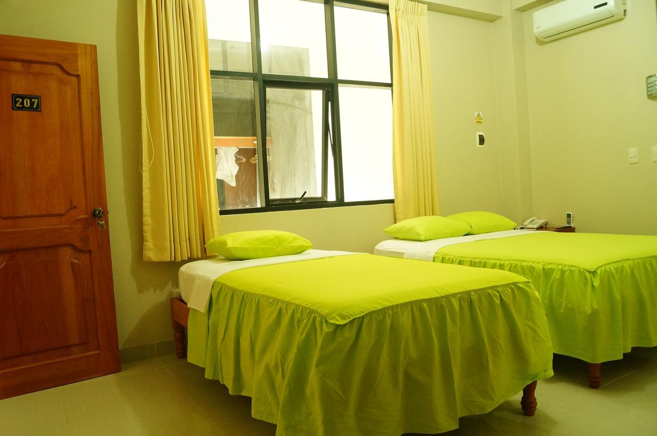 Tahuari Hotel プカルパ エクステリア 写真